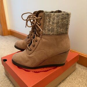 SO brand, sand color, zipper and tie, wedge boots Sz 8